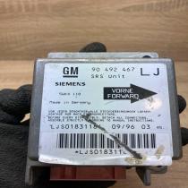 90492467 5WK4110 LJ Airbag control unit/module Opel Omega B1
