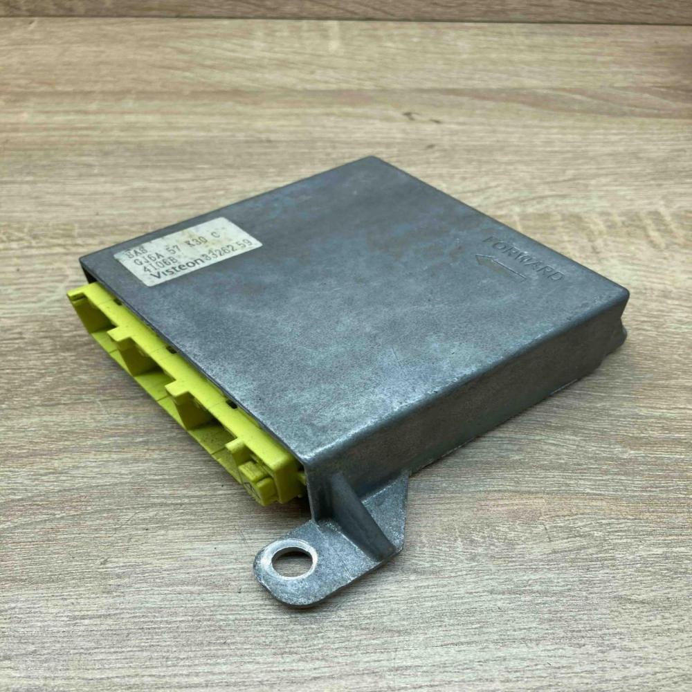 GJ6A 57 K30C 3326259  Airbag control unit/module Mazda 6