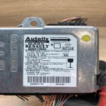 8200411004A 604289600 With Plug Airbag control unit/module Renault Megane II