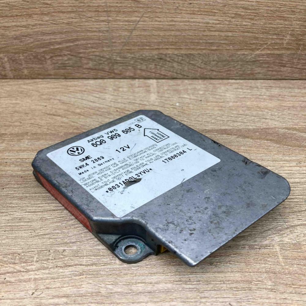 6Q0909605B 5WK42869  Airbag control unit/module Volkswagen PASSAT B5