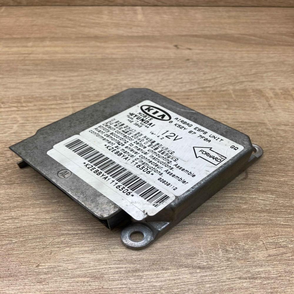 0K52Y 67 7F0A   Airbag control unit/module KIA Carnival