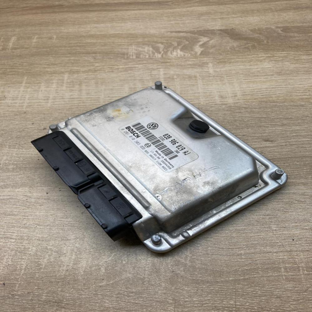 038906019AJ 0281010303  Engine control unit/module ECU Volkswagen PASSAT B5