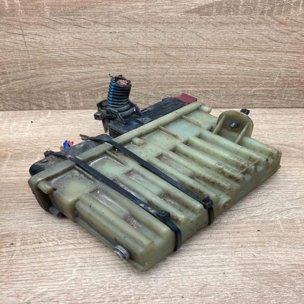 24410130 804027  Coolant fan relay Opel Astra G