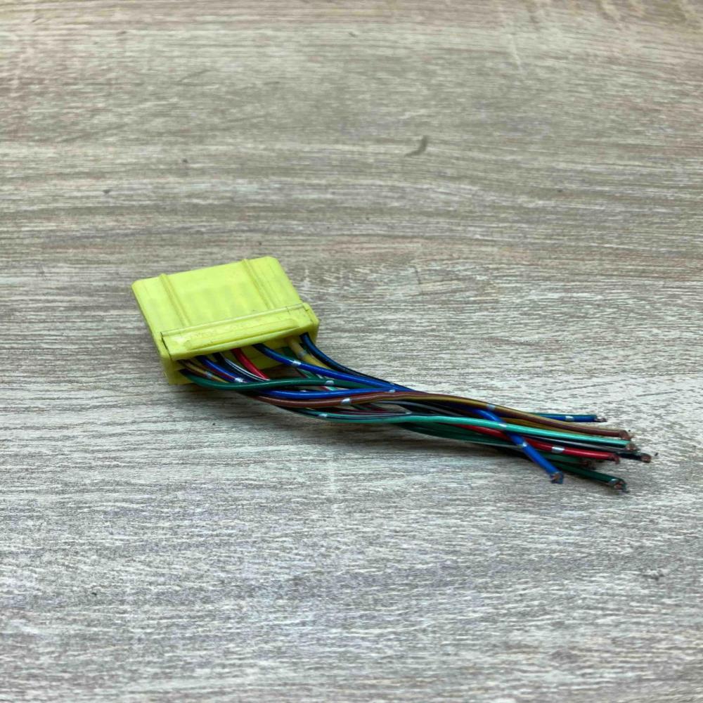 10764   Plug wire Mitsubishi Eclipse