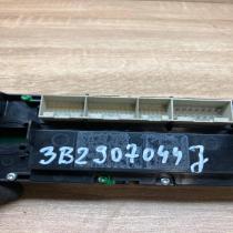3B2907044J   Climate control unit Volkswagen PASSAT B5