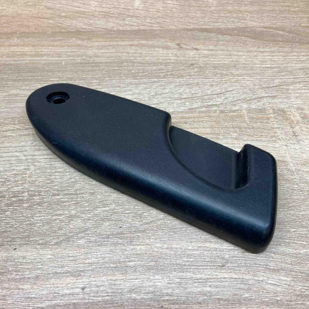 8408157   Engine bonnet (hood) release handle BMW X5 E53