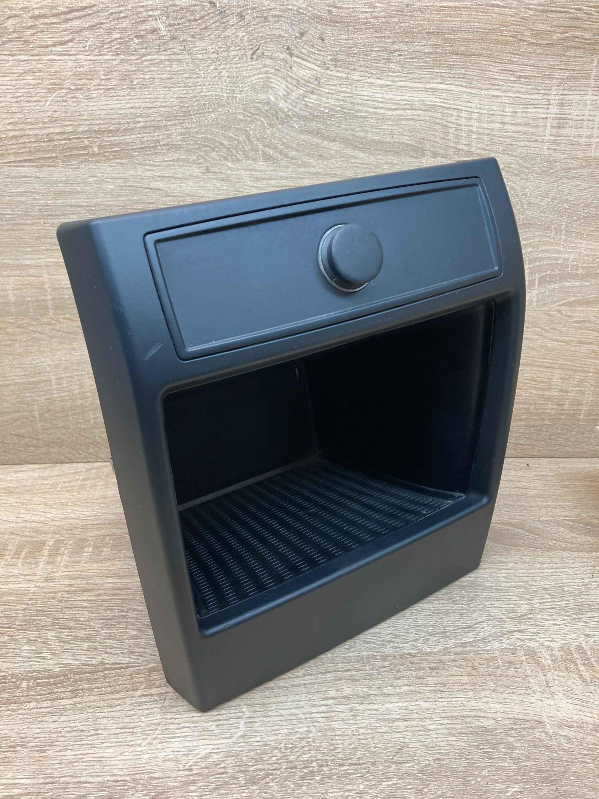 6963377 773201  Glove box central console BMW X5 E70