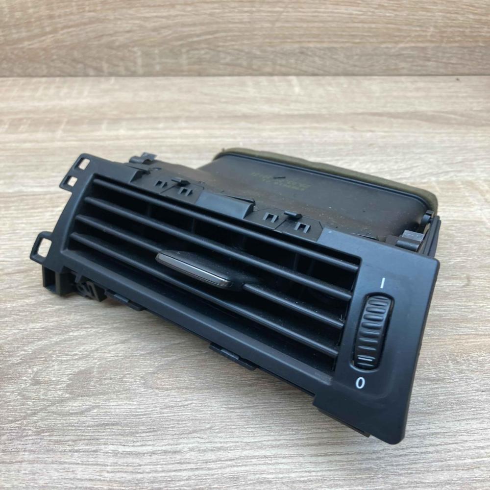 6910731 14121810  Dashboard side air vent grill/cover trim BMW 5 E60 E61