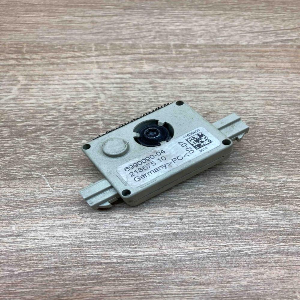 6990090 213675 10  Aerial antenna amplifier BMW 3 E90 E91