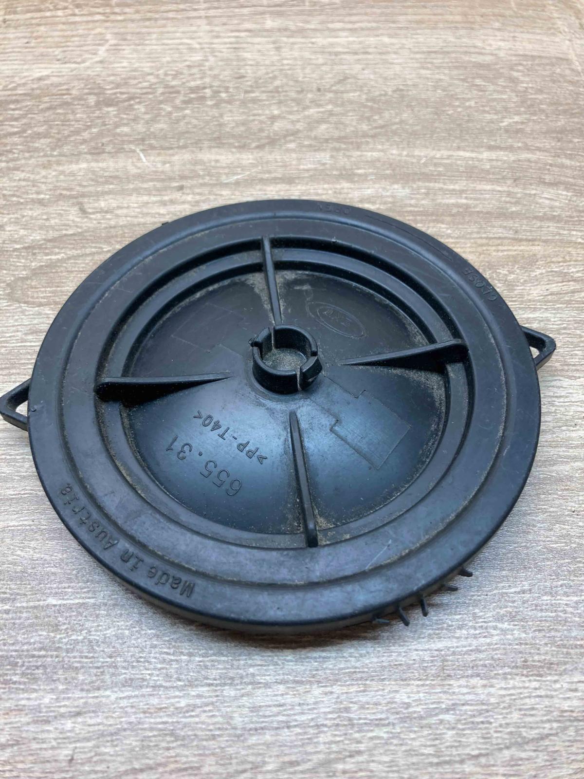 65531   Headlight/headlamp dust cover BMW 5 E60 E61