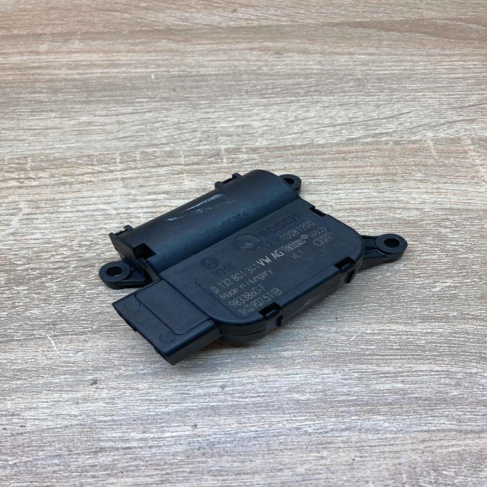 1K0907511B 0132801341  Air flap motor/actuator Volkswagen Golf V