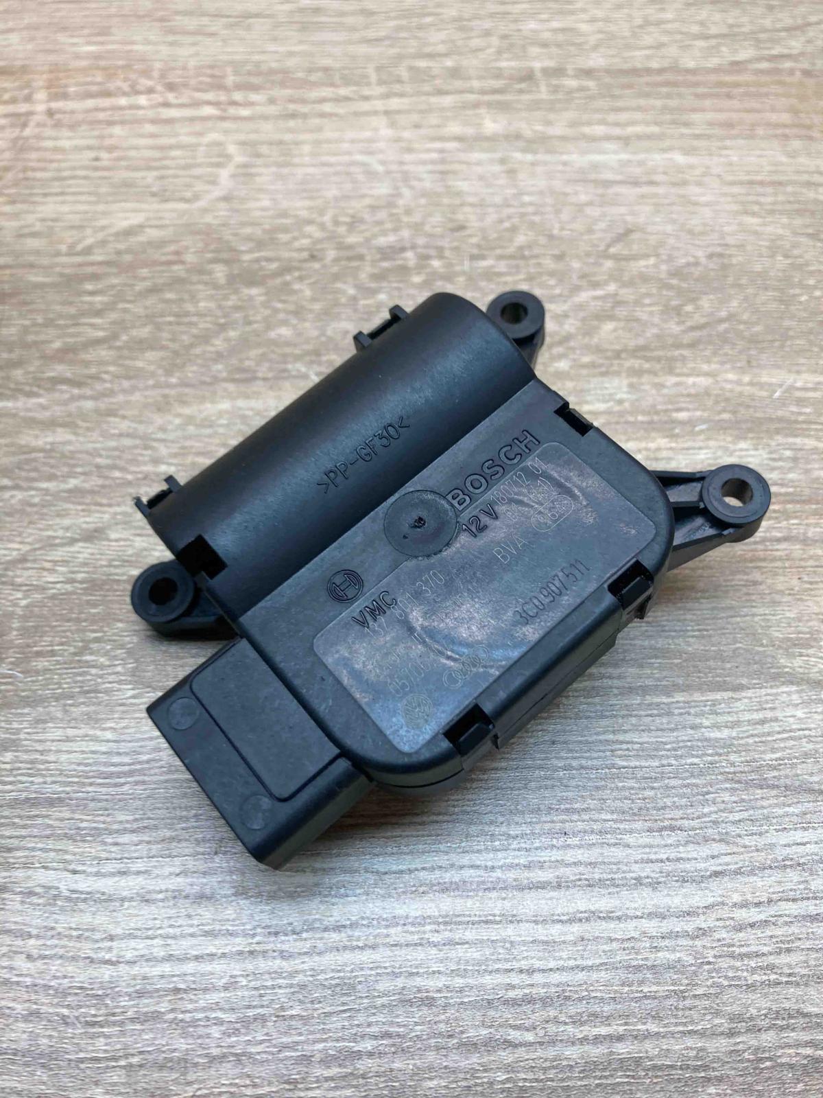 3C0907511 0132801370  Air flap motor/actuator Volkswagen PASSAT B6