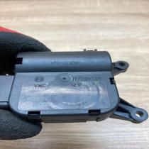 3C0907511 0132801370  Air flap motor/actuator Volkswagen PASSAT B6
