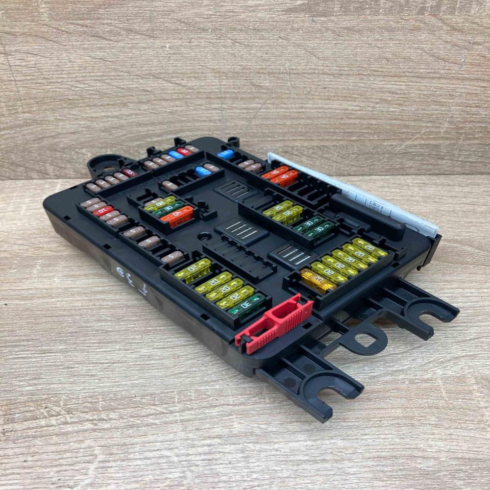 9261112 106887 10  Fuse module BMW 3 F30 F35 F31