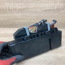 9118730 239943 22 With Plug Gateway control module BMW 5 E60 E61