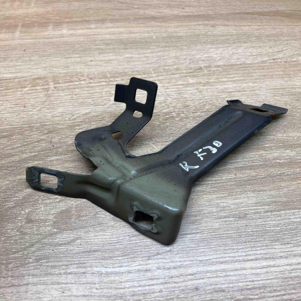 BMW F31 Bracket  Left Side Other engine bay part BMW 3 F30 F35 F31