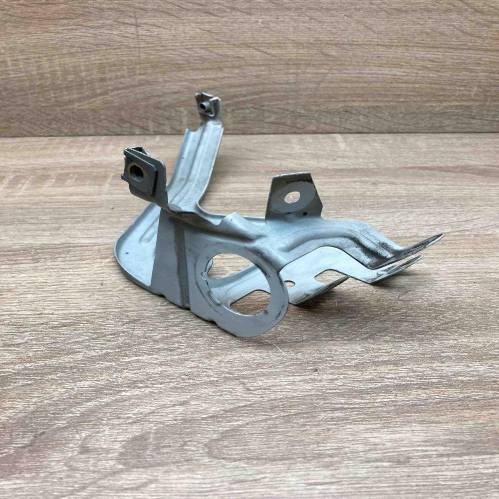 BMW Bonnet Adjuster Bracket  Left Side Fender mounting bracket BMW 5 F10 F11