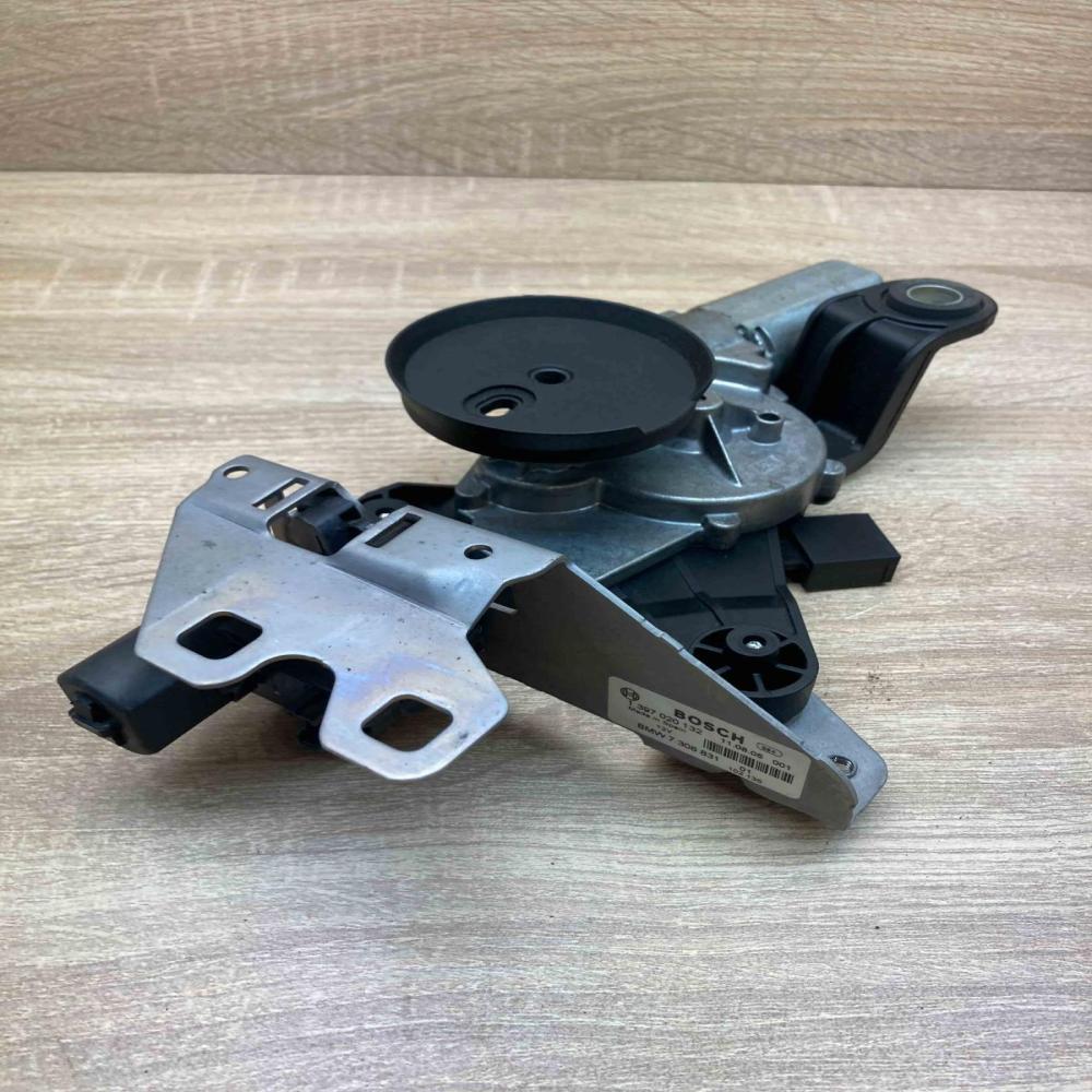 7311415 7308831  Rear window wiper motor BMW 3 F30 F35 F31