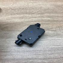 9185474 18899510  Aerial antenna amplifier BMW 5 F10 F11