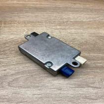 9123739 144047 10  Aerial antenna amplifier BMW 7 F01 F02 F03 F04