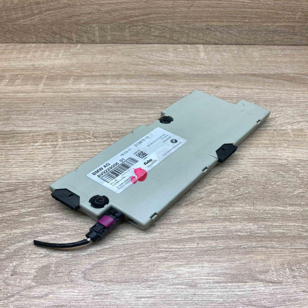 9229006 213675 10 With Plug Aerial antenna amplifier BMW 5 F10 F11
