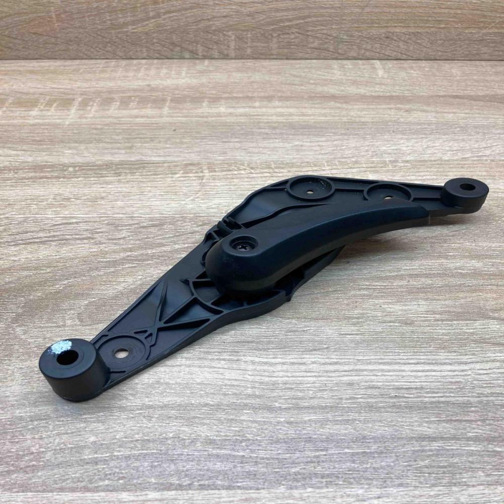 9114002   Engine bonnet (hood) release handle BMW 5 F10 F11