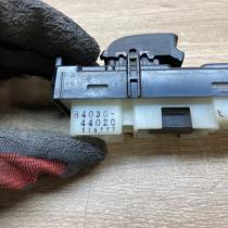 514746 84030 44020 8403044020 Electric window control switch Toyota Avensis Vers