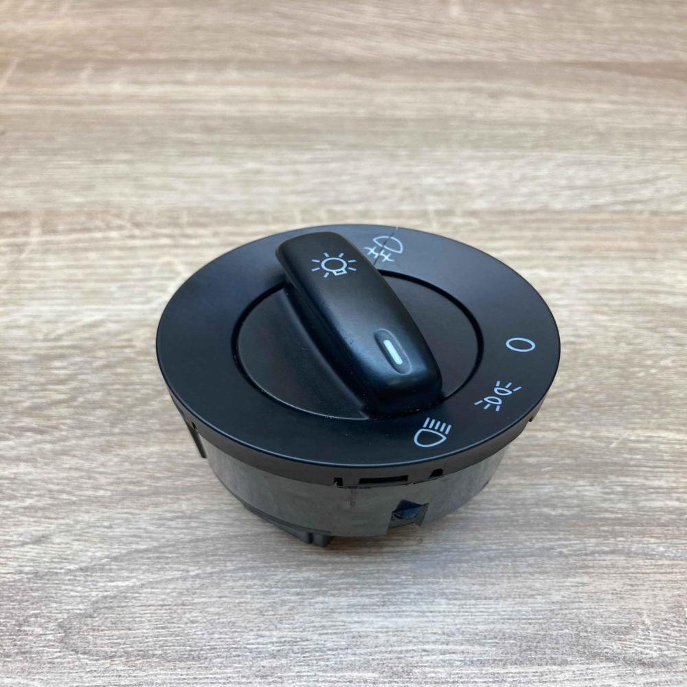 1K0941431BC   Light switch Volkswagen Caddy