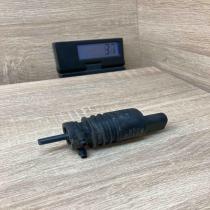 1T0955651A   Headlight washer pump Volkswagen PASSAT B5