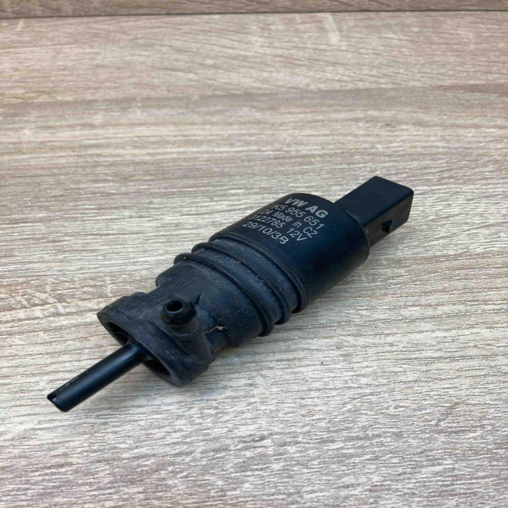 1K5955651 3122785  Windscreen/windshield washer pump Audi A6 S6 C7 4G