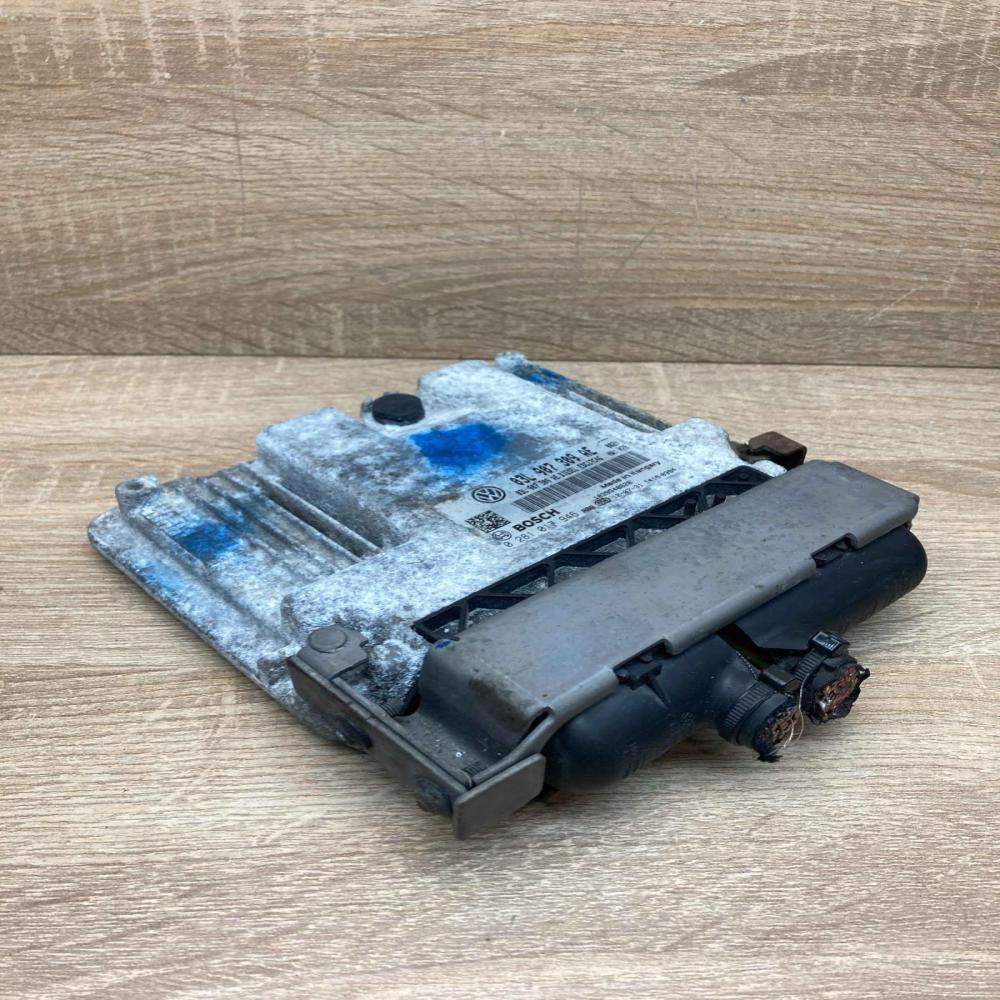 03L907309AE 0281017946  Engine control unit/module ECU Volkswagen PASSAT B7