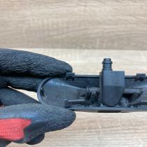 5M0955985C   Windshield washer spray nozzle Volkswagen PASSAT B7