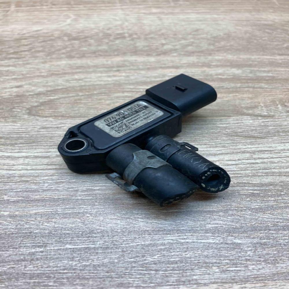 076906051A   Exhaust pressure sensor Volkswagen Golf V