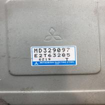 MD329097 E2T63285  Engine control unit/module ECU Mitsubishi Carisma