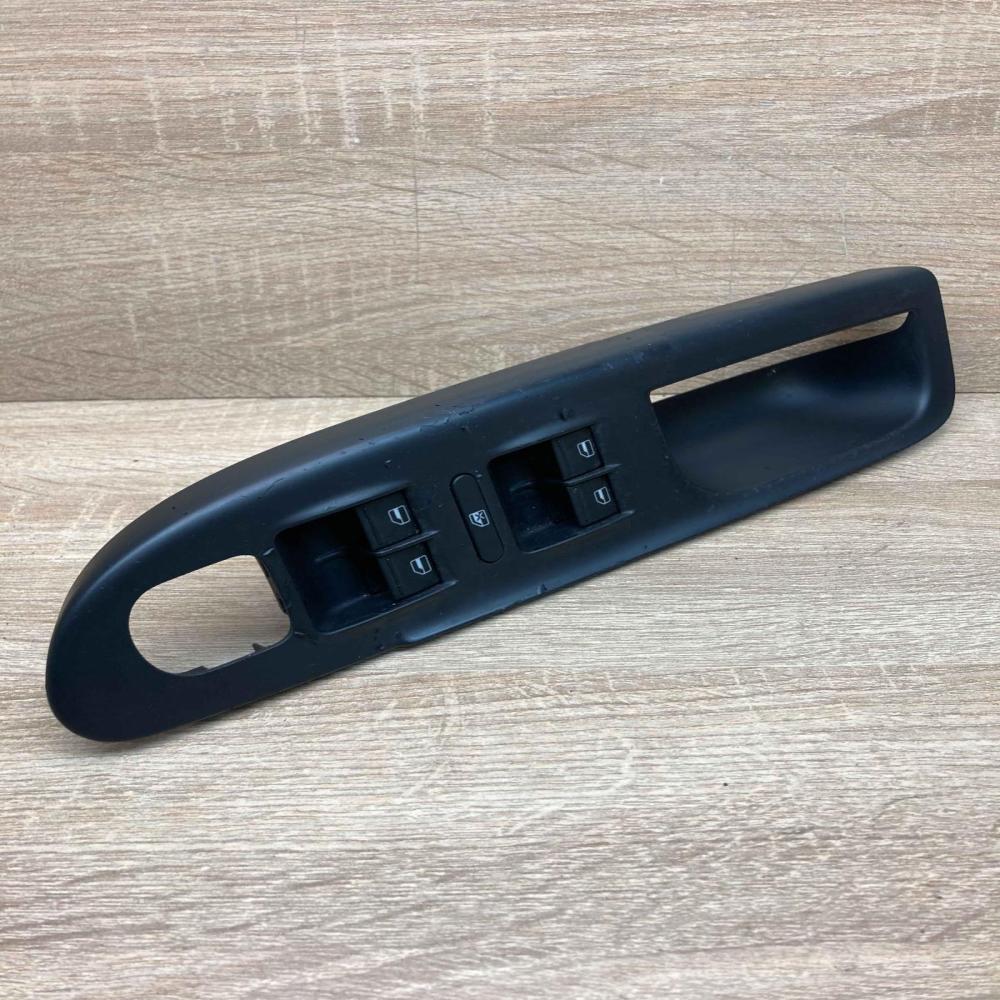 3C1867171   Electric window control switch Volkswagen PASSAT B6