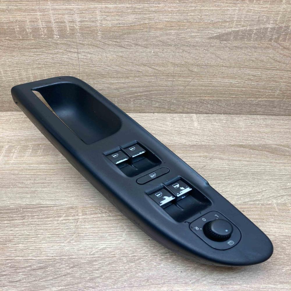 1K4959857 3C1867171  Electric window control switch Volkswagen PASSAT B6