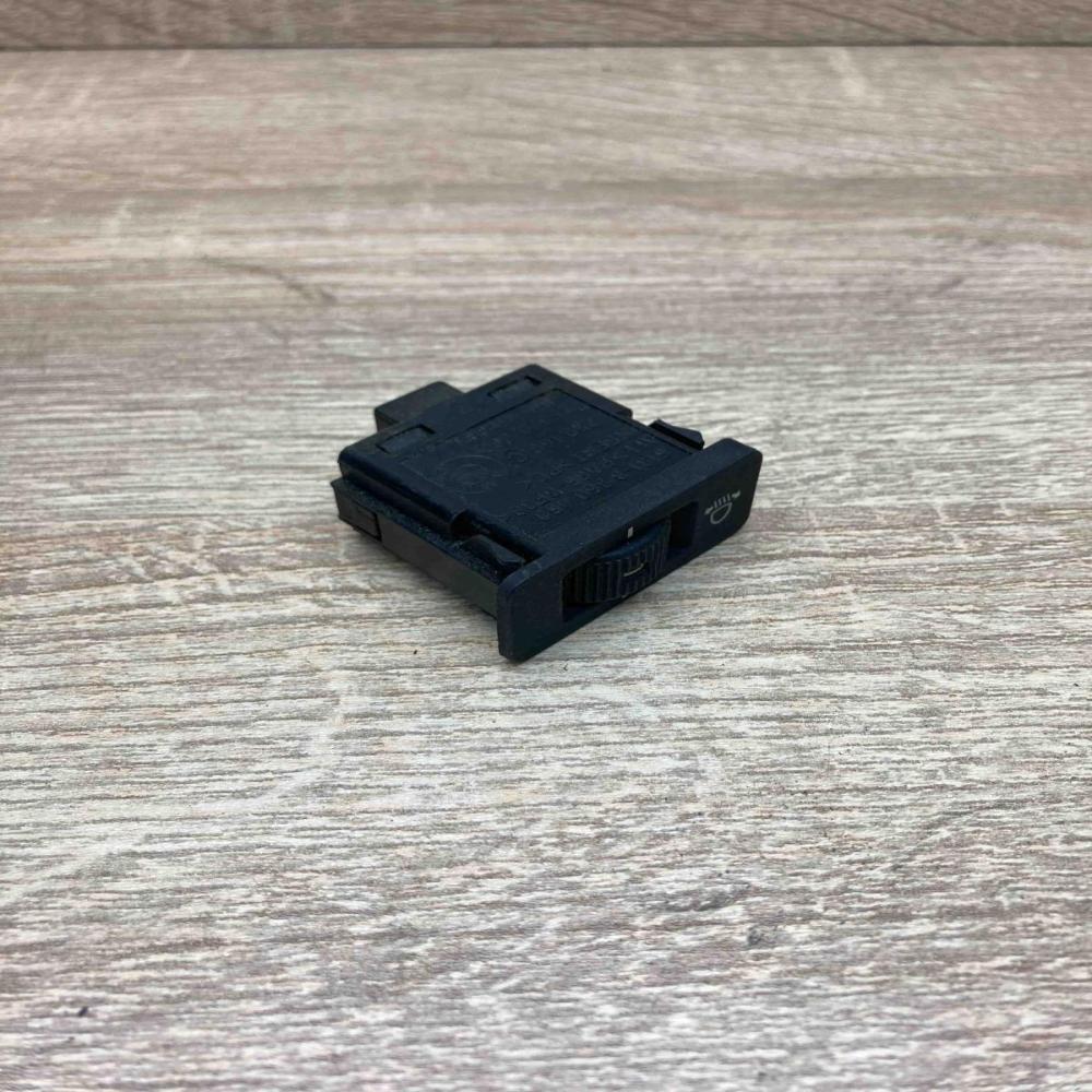 8360460 21323000  Headlight level height control switch BMW 5 E39