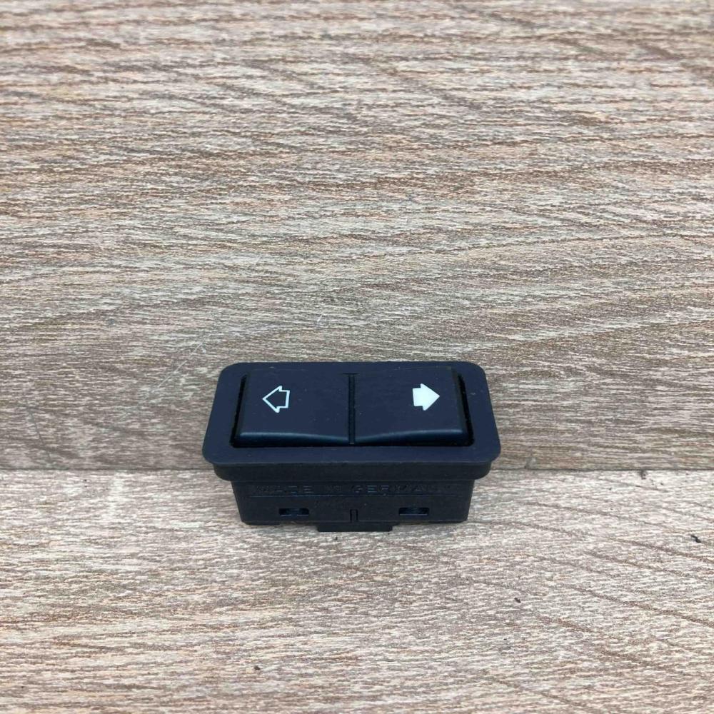 8368974   Electric window control switch BMW 5 E39