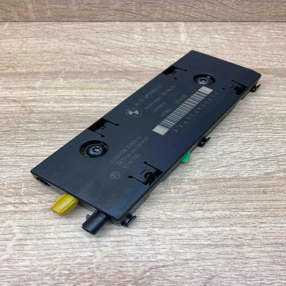 6958900 108196 10  Aerial antenna amplifier BMW 1 E81 E87