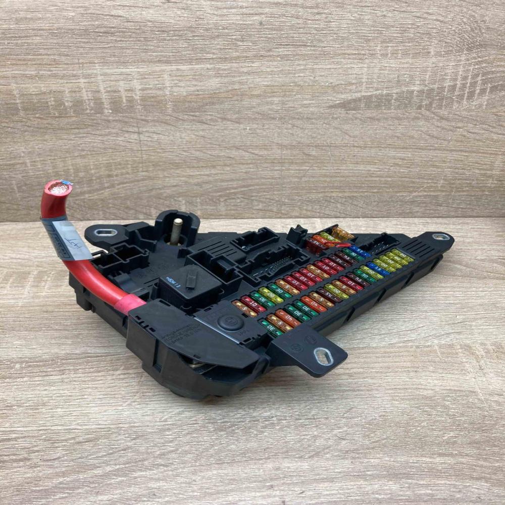 6906618 518890017  Fuse module BMW 5 E60 E61