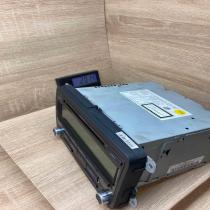 1K0035186AA 7647201360  Radio/CD/DVD/GPS head unit Volkswagen Golf V