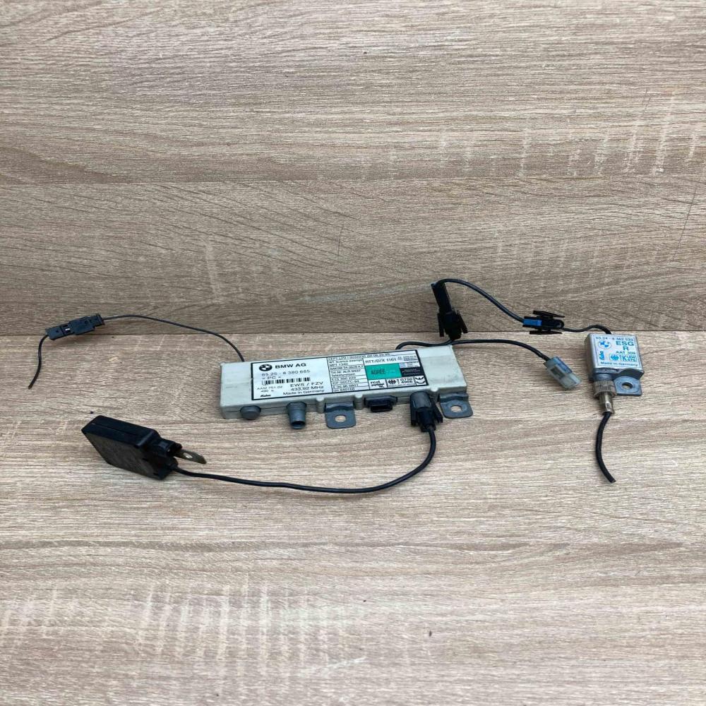 8380685 8380945 8362533 Aerial antenna amplifier BMW 5 E39