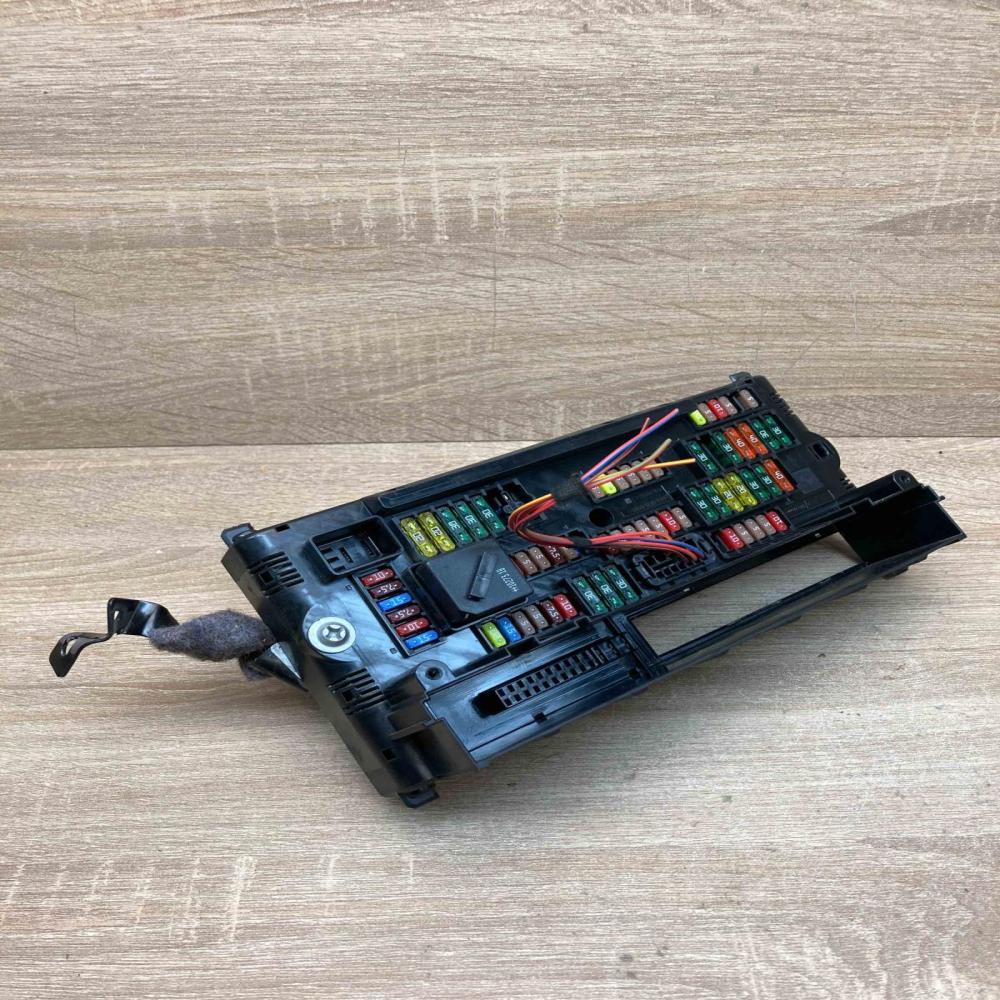 9210861 1703344  Fuse module BMW 5 GT F07