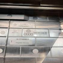 1K0937132F 1718006  Fuse box cover Volkswagen PASSAT B6