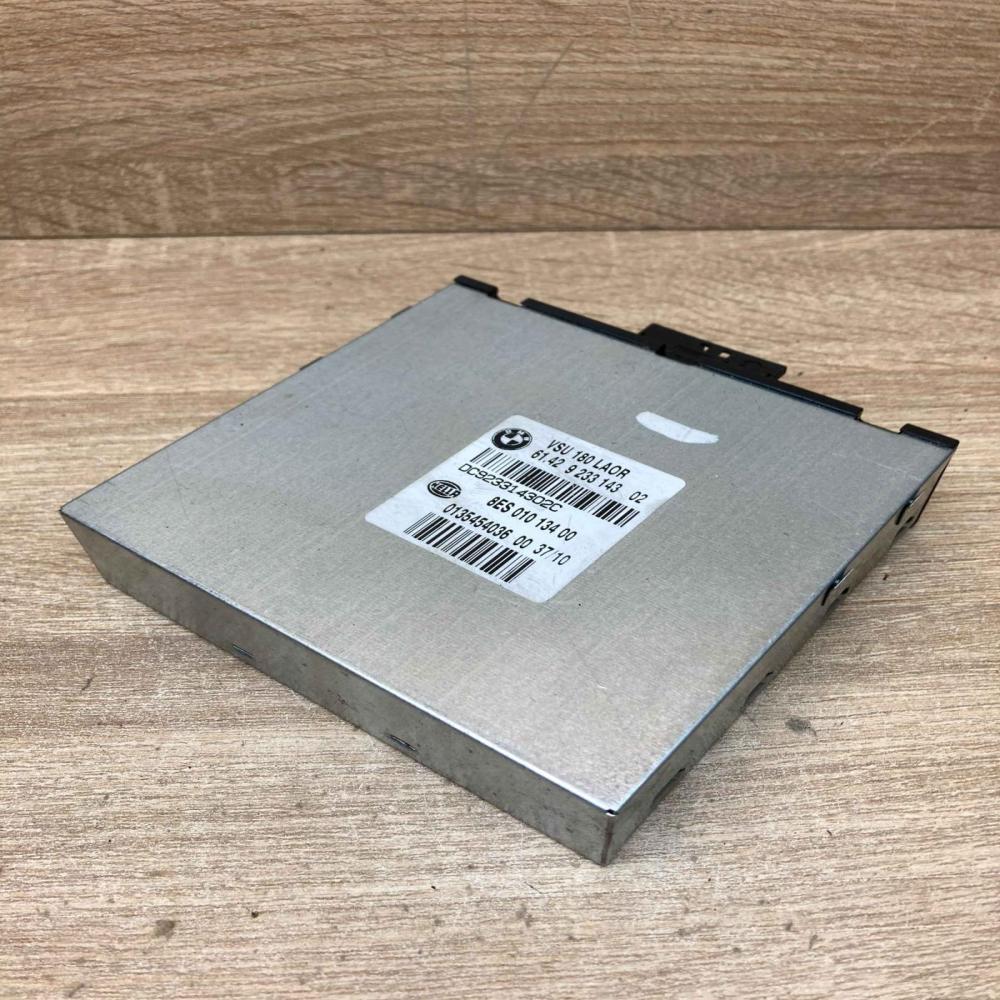 9233143 8ES010134  Voltage converter/converter module BMW X3 F25