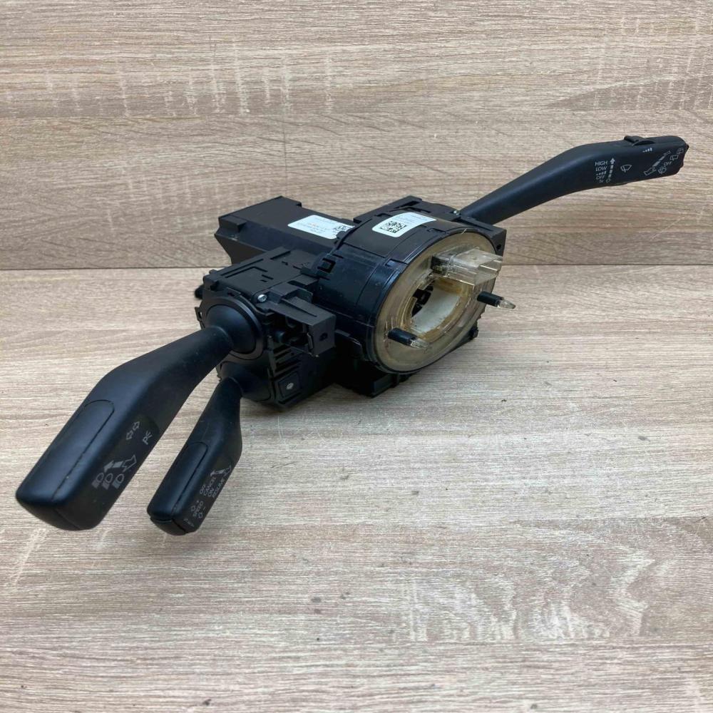 3C9953513S 3C0953549A  Wiper turn signal indicator stalk/switch Volkswagen PASSA