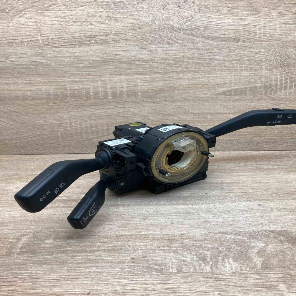 3C0959653B 3C0953549J 3C5953513C Wiper turn signal indicator stalk/switch Volksw