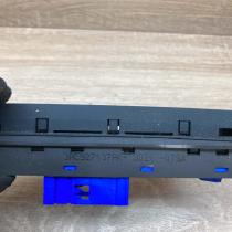 3AC927137AK   Parking (PDC) sensor switch Volkswagen PASSAT CC