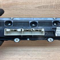 3C0907044AG 5HB008731  Climate control unit Volkswagen PASSAT B6