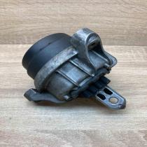 6785601 139811 12  Engine mount bracket BMW 5 F10 F11